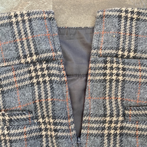 Gap Tartan Mini skirt size 6 EUC worn once.Grey cream & orange - Picture 5 of 9